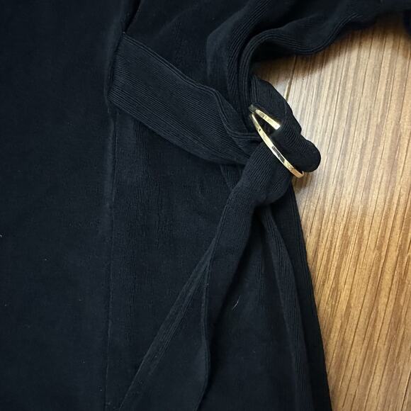 Chico's Travelers Womens X Large Black Slinky Stretch Asymmetric Top Size 3 - Picture 6 of 7